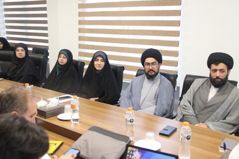 تصاویر / جلسه ۱۳۰ شورای فرهنگ عمومی به ریاست نماینده ولی فقیه و رئیس شورای فرهنگ عمومی استان قزوین