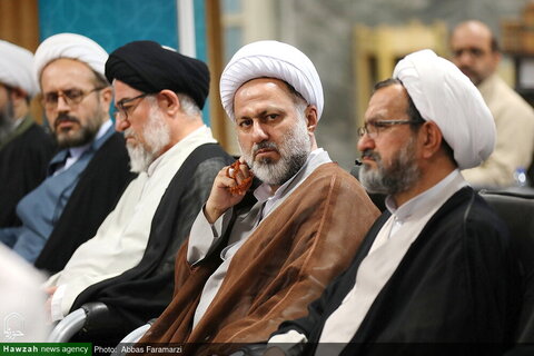 Photos /L'Ayatollah Arafi rencontre les membres du Secrétariat de la Conférence du centenaire du Séminaire de Qom
