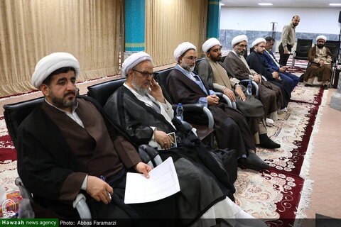 Photos /L'Ayatollah Arafi rencontre les membres du Secrétariat de la Conférence du centenaire du Séminaire de Qom