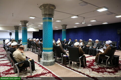 Photos /L'Ayatollah Arafi rencontre les membres du Secrétariat de la Conférence du centenaire du Séminaire de Qom