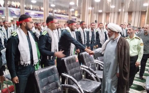 تصاویر/ چهارمین مرحله تجلیل از حافظان قرآن کریم مراکز آموزش فراجا در مرکز آموزش مالک اشتر اراک