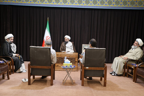 ملاقات مردمی