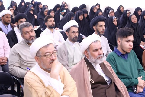 برگزاری دوره آموزش کاربردی استفاده از ابزارهای هوش مصنوعی