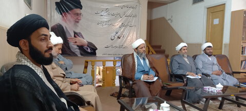 تصاویر/ نشست مدیر حوزه علمیه منطقه کاشان با مسئول مرکز آموزش‌ مهارت‌های کاربردی حوزه علمیه کشور