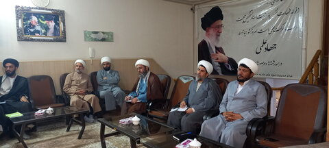 تصاویر/ نشست مدیر حوزه علمیه منطقه کاشان با مسئول مرکز آموزش‌ مهارت‌های کاربردی حوزه علمیه کشور