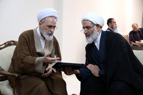 استقبال نماینده ولی فقیه، استاندار و مدیران حوزوی گیلان از آیت الله اعرافی