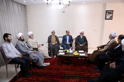 استقبال نماینده ولی فقیه، استاندار و مدیران حوزوی گیلان از آیت الله اعرافی