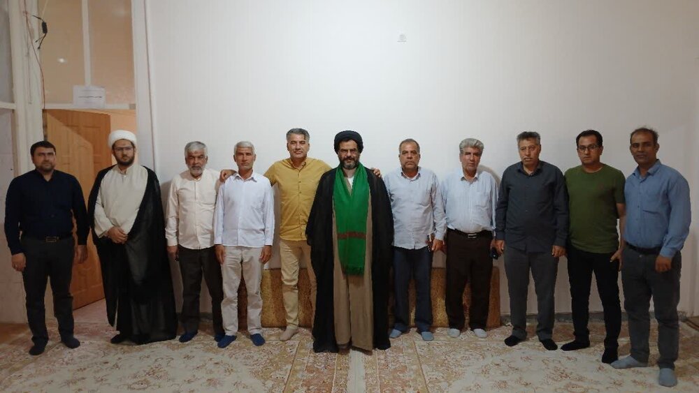 تصاویر/دیدار رئیس اداره ورزش و جوانان  با امام جمعه شهرستان مهران