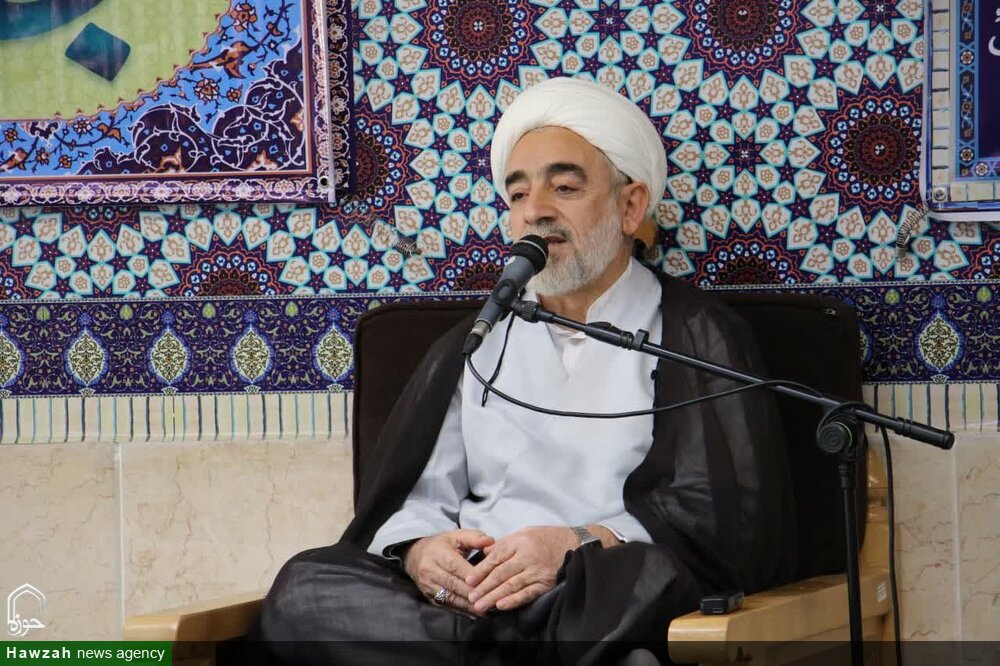 اغراق در تبلیغ معارف اهل‌بیت(ع) خطرناک‌تر از دشمنی مغرضان است/ نظارت بر محتوای منابر از وظایف اصلی حوزه‌های علمیه