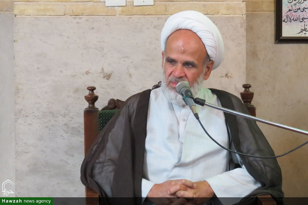 زیارت جامعه‌ کبیره و زیارت غدیریه از هدایای گران‌بهای امام هادی(ع) است