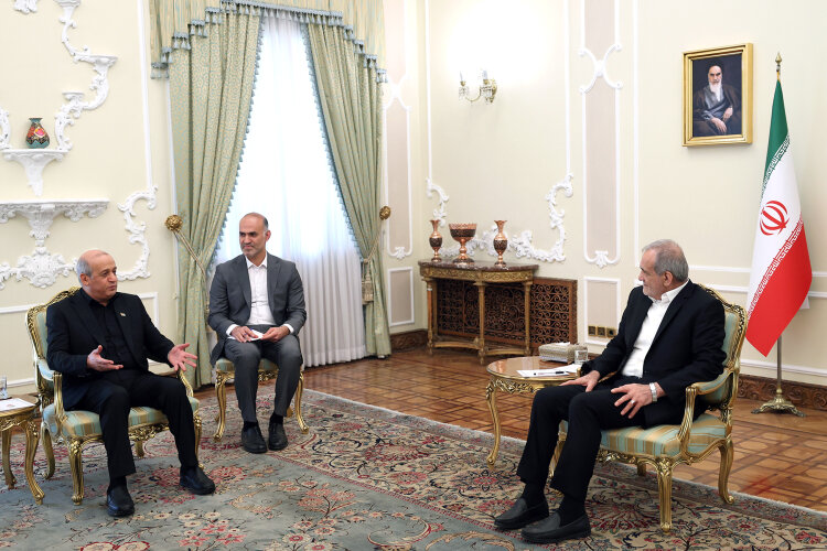 ضرورت عزم جمهوری اسلامی جهت هم‌افزایی امت اسلام در حمایت از فلسطین