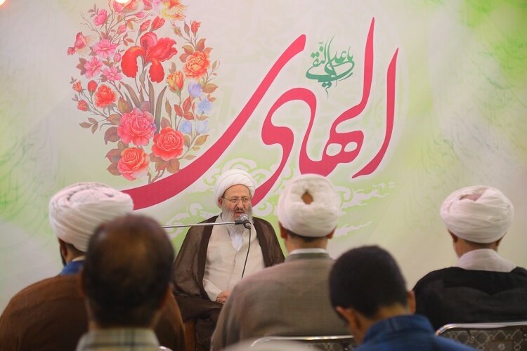 دفاع از ولایت فقیه دفاع از امام زمان(عج) است