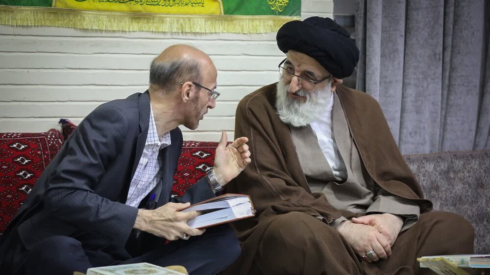 تصاویر| برگزاری هجدهمین جلسه مجمع ماهیانه قرآنیان البرز با حضور نماینده ولی‌فقیه