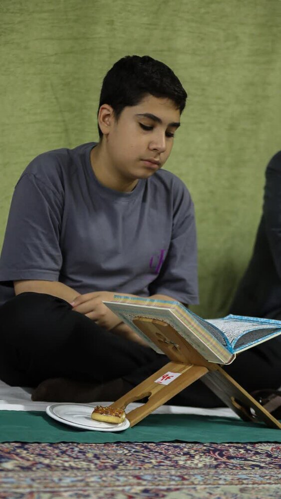 تصاویر| برگزاری هجدهمین جلسه مجمع ماهیانه قرآنیان البرز با حضور نماینده ولی‌فقیه