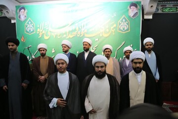 آیین باشکوه عمامه‌گذاری جمعی از طلاب خوزستان در شهرستان کارون برگزار شد