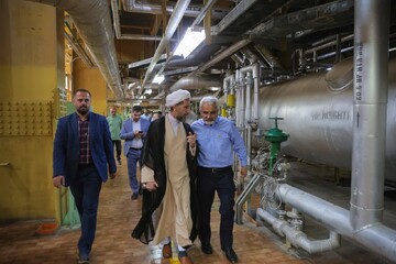 تصاویر/ بازدید نماینده ولی فقیه در استان قزوین  از نیروگاه شهید رجایی