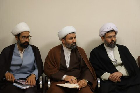 تصاویر/ جلسه شورای اداری حوزه‌ علمیه کردستان، با حضور حجت‌الاسلام والمسلمین شامی