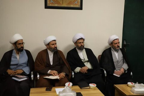 تصاویر/ جلسه شورای اداری حوزه‌ علمیه کردستان، با حضور حجت‌الاسلام والمسلمین شامی