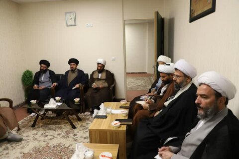 تصاویر/ جلسه شورای اداری حوزه‌ علمیه کردستان، با حضور حجت‌الاسلام والمسلمین شامی