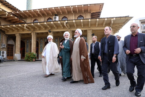 ادای احترام آیت الله اعرافی به مقام شامخ شهدای استان گیلان