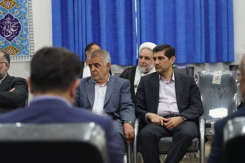 تصاویر دیدار ریاست بنیاد شهید و امور ایثارگران کشور با نماینده ولی فقیه در لرستان