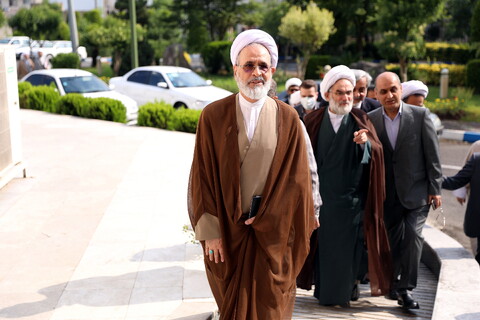 جلسه مسئولین ارشد استان گیلان با آیت الله اعرافی