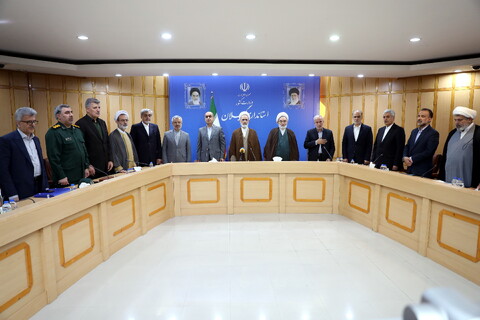 جلسه مسئولین ارشد استان گیلان با آیت الله اعرافی