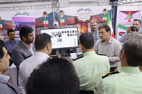 بازدید فرمانده انتظامی خوزستان از نمایشگاه تخصصی روایت دانش استان