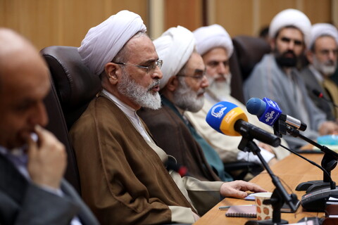 تصاویر/تکریم و معارفه مدیر حوزه علمیه استان گیلان