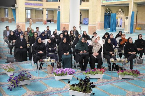 تصاویر/ هشتمین محفل ادبی زلال غدیر در ارومیه