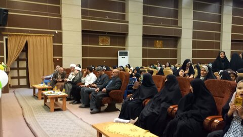 تصاویر/برگزاری جشن عید غدیر در مدرسه علمیه فاطمه الزهرا(س) ساوه