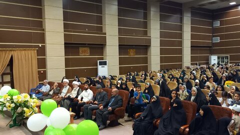 تصاویر/برگزاری جشن عید غدیر در مدرسه علمیه فاطمه الزهرا(س) ساوه