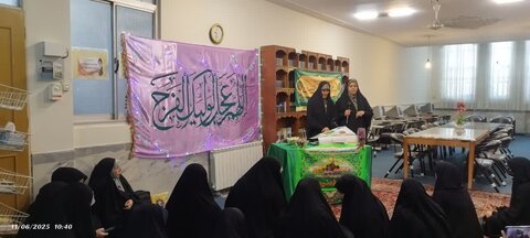 تصاویری از جشن عید غدیر در مدرسه علمیه الزهرا اراک