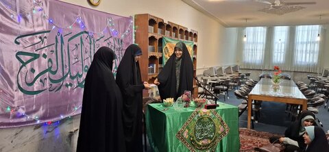 تصاویری از جشن عید غدیر در مدرسه علمیه الزهرا اراک