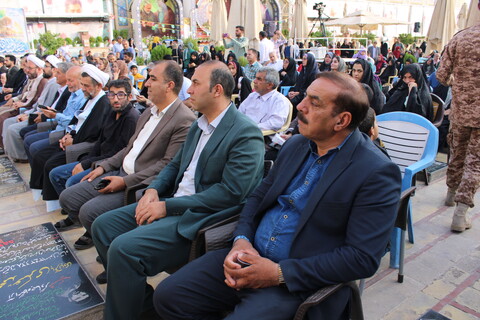 تصاویر/ عطر افشانی و گلباران گلزار شهدای کرمان و مزار حاج قاسم سلیمانی