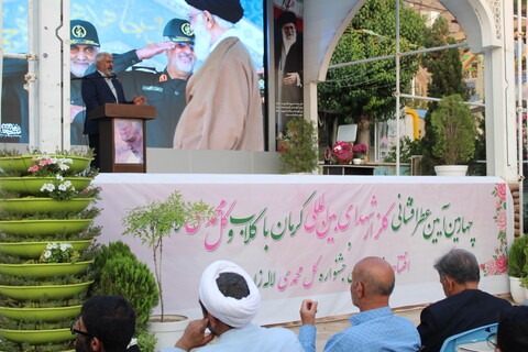 تصاویر/ عطر افشانی و گلباران گلزار شهدای کرمان و مزار حاج قاسم سلیمانی