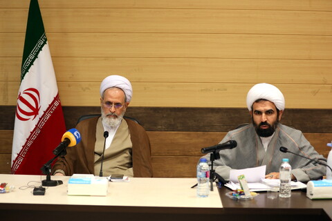 تصاویر/دیدار مدیران مدارس و شورای حوزه علمیه استان گیلان با آیت الله اعرافی و معاونین ستادی