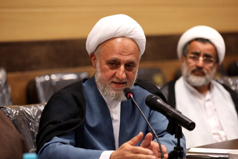 تصاویر/دیدار مدیران مدارس و شورای حوزه علمیه استان گیلان با آیت الله اعرافی و معاونین ستادی