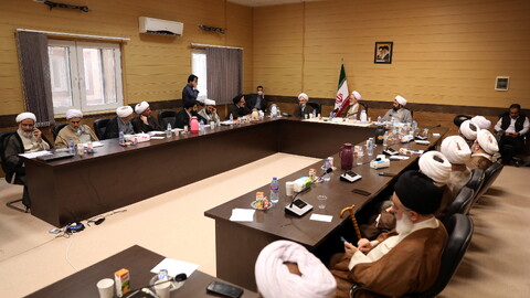 تصاویر/دیدار مدیران مدارس و شورای حوزه علمیه استان گیلان با آیت الله اعرافی و معاونین ستادی