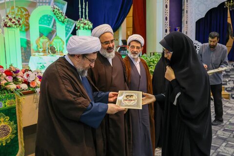 تصاویر | اجتماع بزرگ بانوان غدیری در تبریز