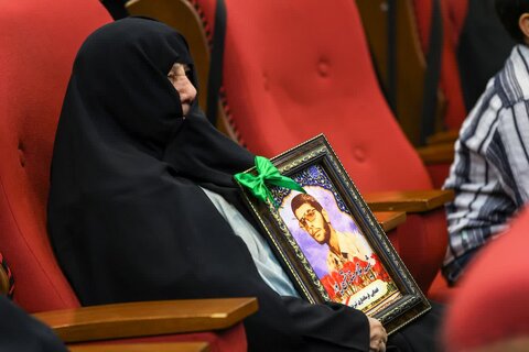 تصاویر | اجتماع بزرگ بانوان غدیری در تبریز