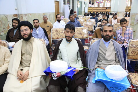 تصاویر/ آیین عمامه گذاری طلاب حوزه علمیه اصفهان
