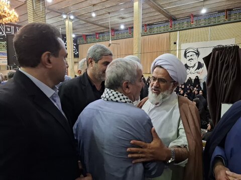 تصاویر/ چهل و یکمین یادواره 27 شهید روستای آزران