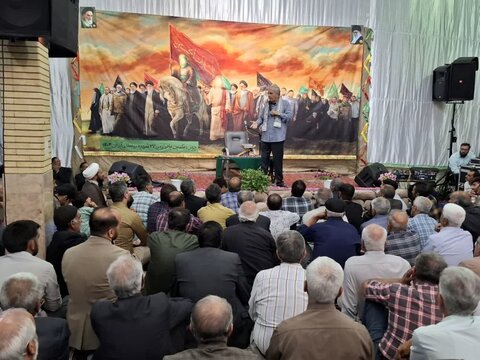 تصاویر/ چهل و یکمین یادواره 27 شهید روستای آزران