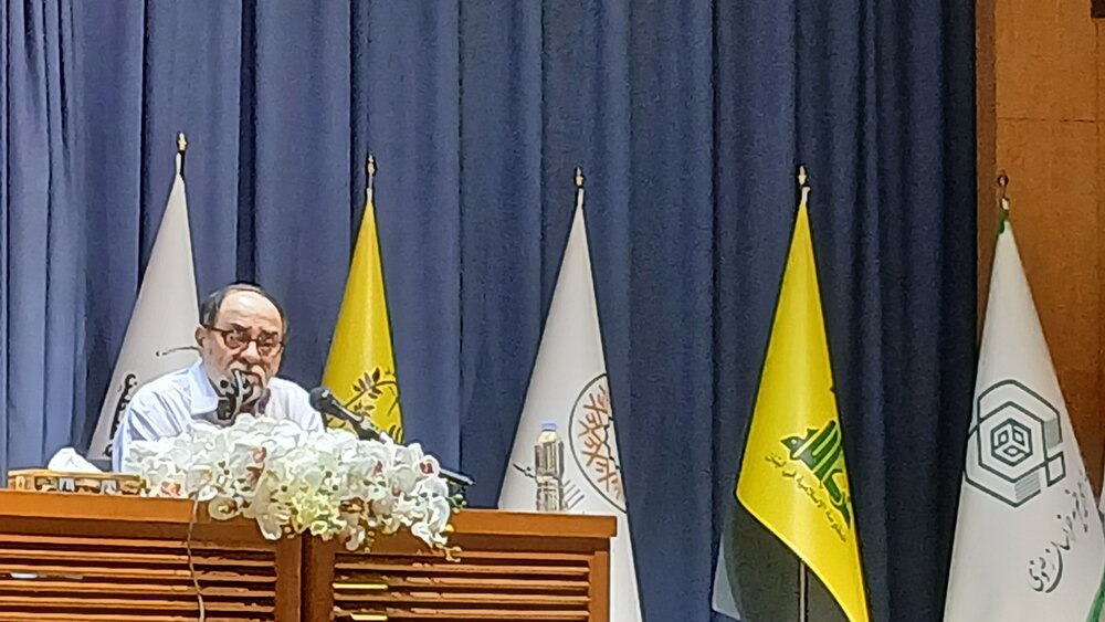 امام علی(ع)، الگوی کامل مقاومت مؤمنانه و عدالت‌محور در تاریخ اسلام است+ عکس