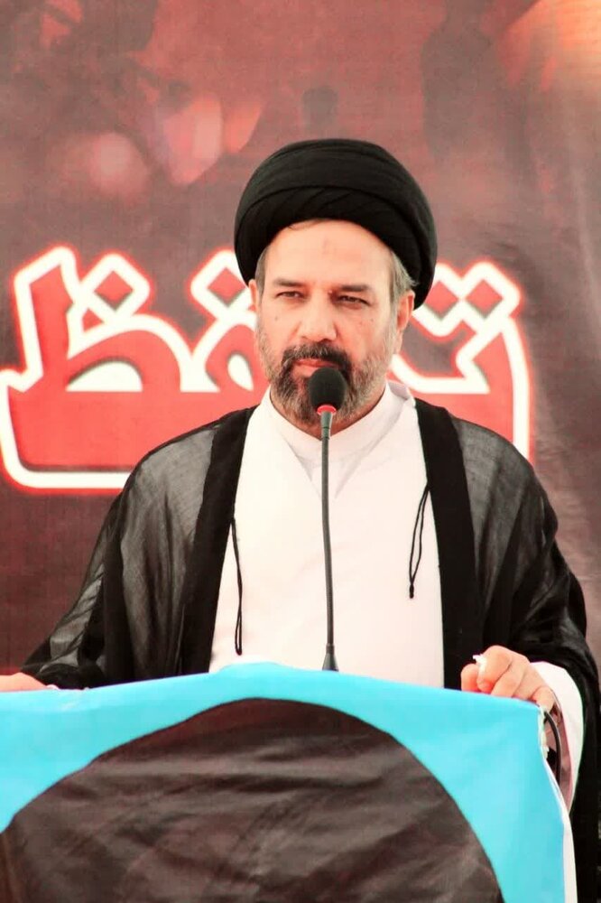 عالم اسلام کی سب سے بڑی عید کا نام "عید سعید غدیر" ہے / تکفیری عناصر ملک کے اندر امن و امان کو خراب کرنا چاہتے ہیں