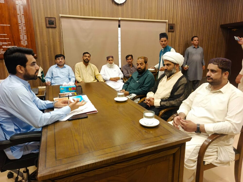 علامہ مقصود ڈومکی کی وفد کے ہمراہ ڈپٹی کمشنر جیکب آباد سے ملاقات؛ محرم الحرام کی سیکیورٹی پر تبادلہ خیال