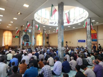 تصاویر/ اقامه نماز جمعه شهر چایپاره