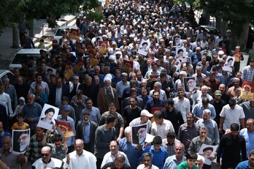 تصاویر / راهپیمایی مردم اسدآباد در پی حمله تجاوز کارانه رژیم صهیونسیتی
