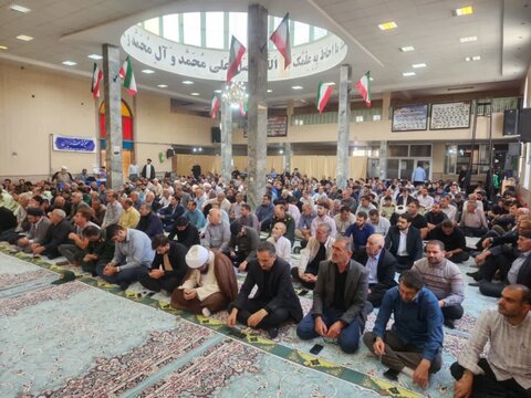 تصاویر/ اقامه نماز جمعه شهر چایپاره